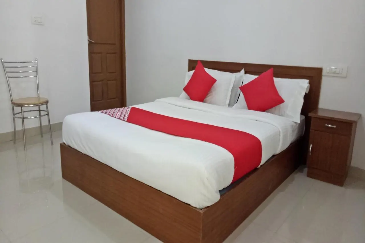 Oyo 23503 Golden Valley Residency Athirappilly Hotell