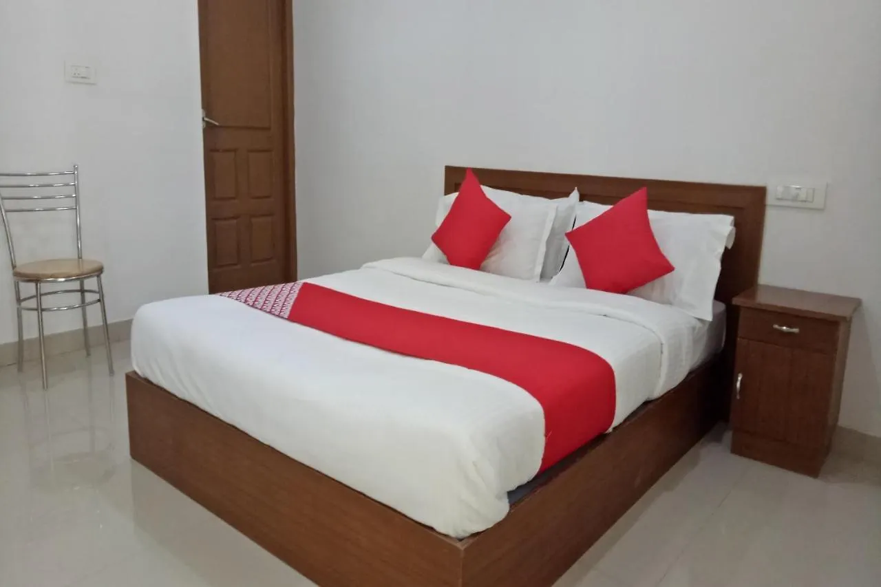 Oyo 23503 Golden Valley Residency Athirappilly